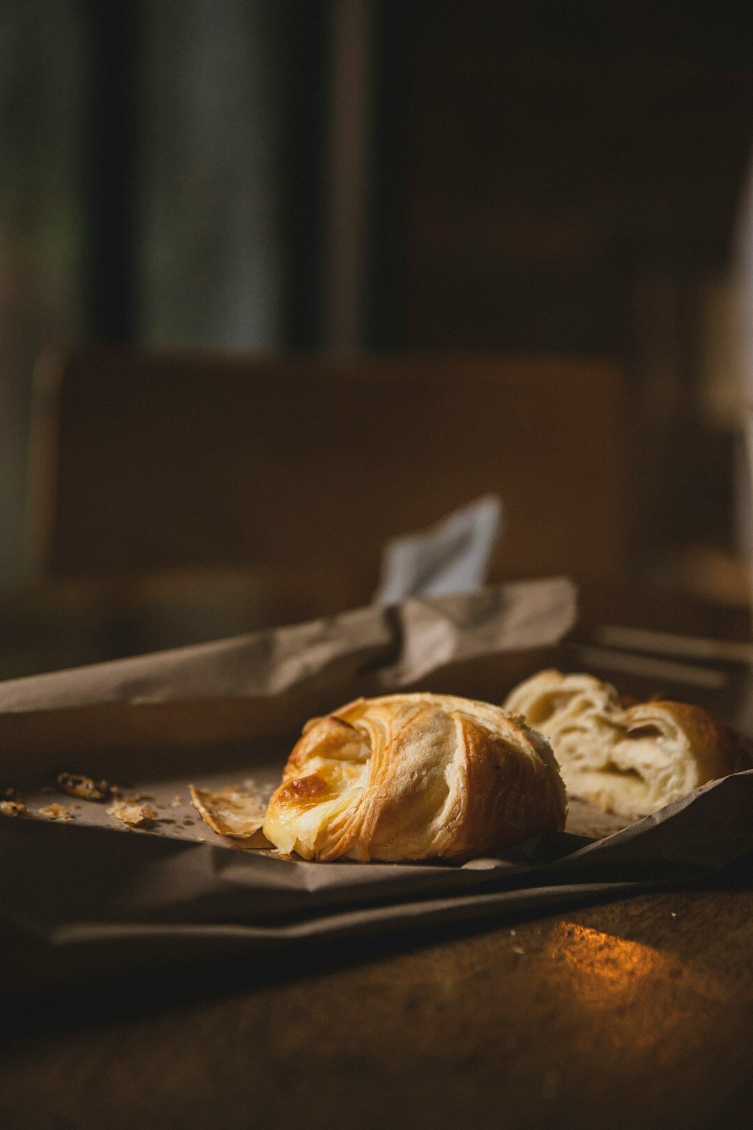 Freshly baked Czech koláče pastries cooling on a wire rack
